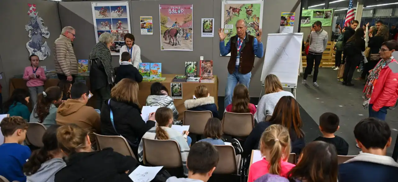 Atelier dessin enfants avec Benoit du Peloux au Salon du Cheval d'Angers