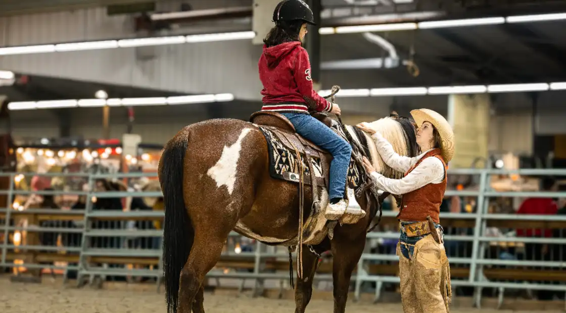 Découverte de l'équitation western et des disciplines de ranchSalon du Cheval 2025